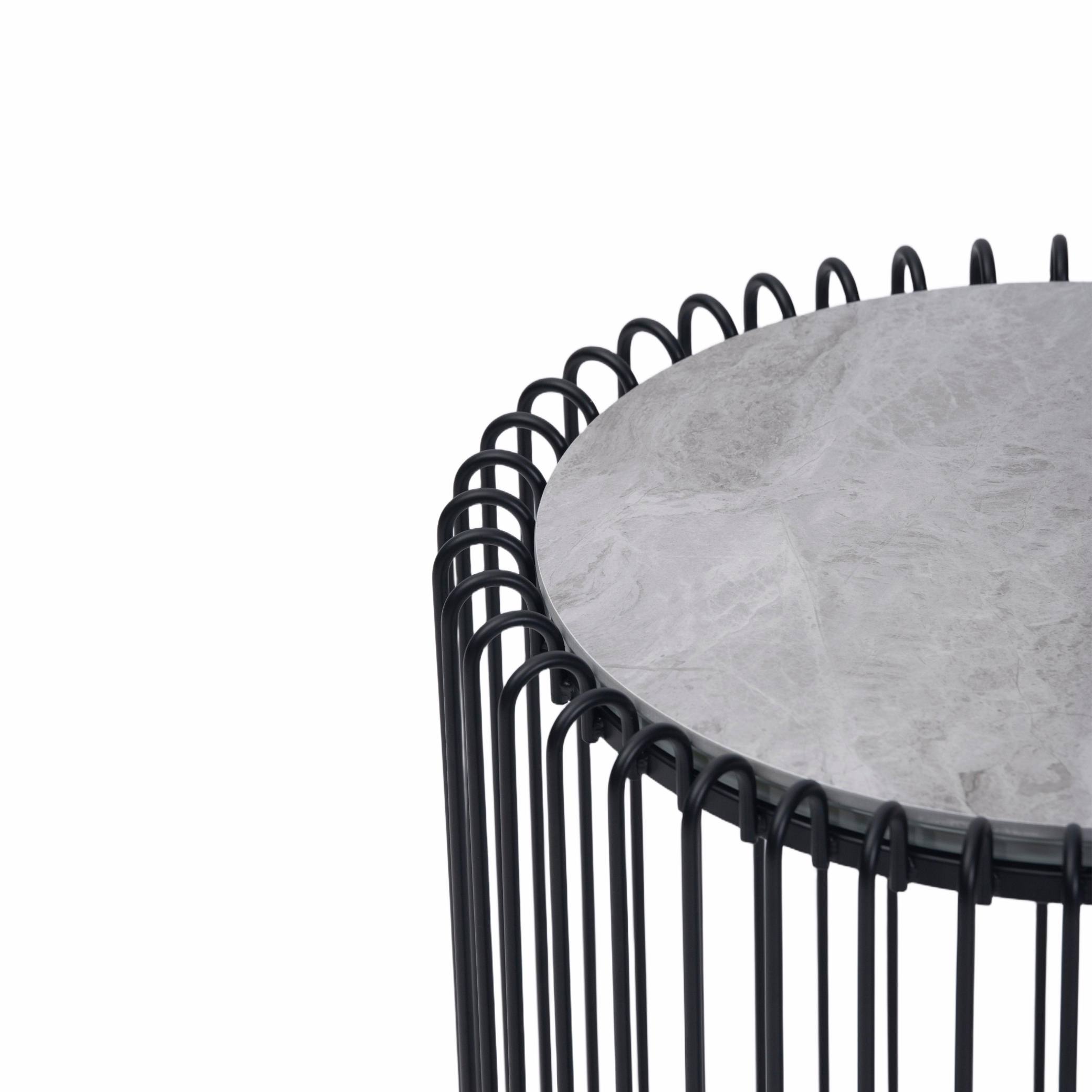 Sort tr&aring;dramme sidebord